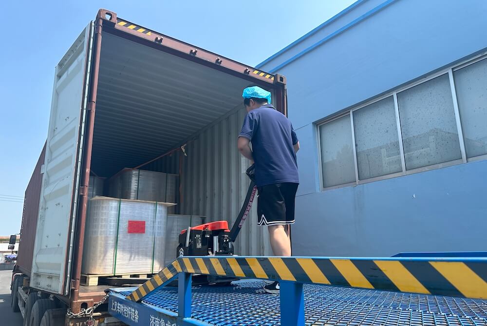 rollstock container loading